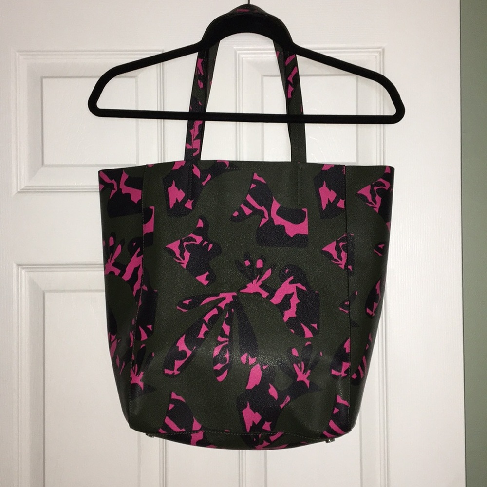 Banana Republic tote